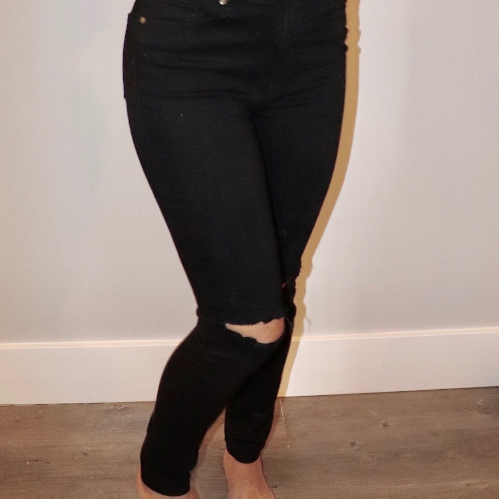 Distressed black jeans